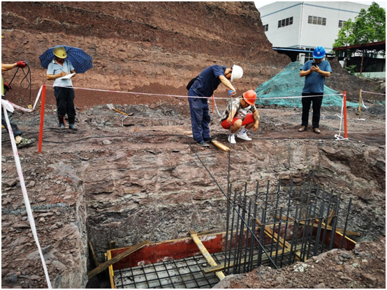 公司廠房擴建項目及輕鋼圍護結構生產線升級改造項目建設并投入試生產